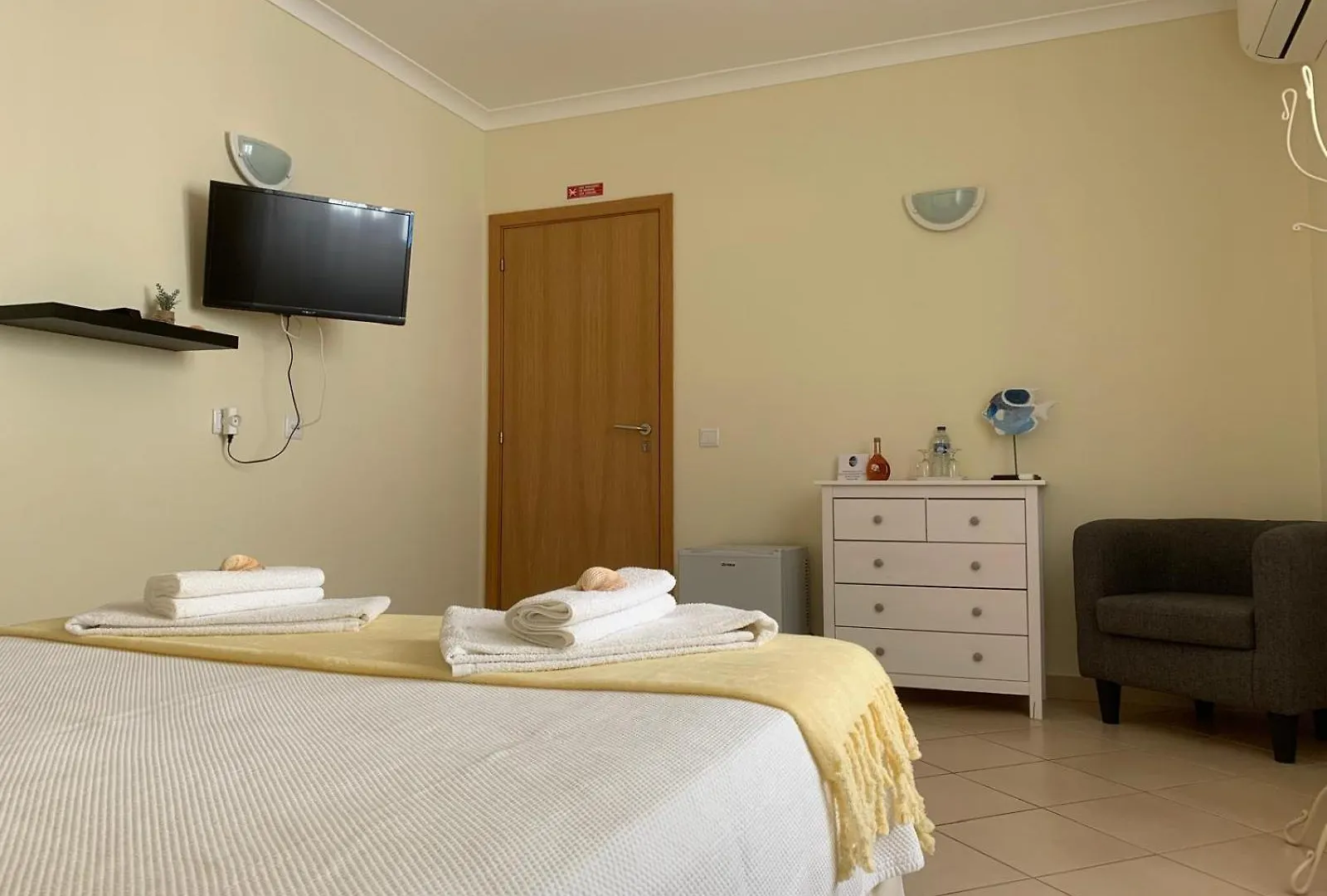 Blue Moon Guesthouse Lagos Guest house