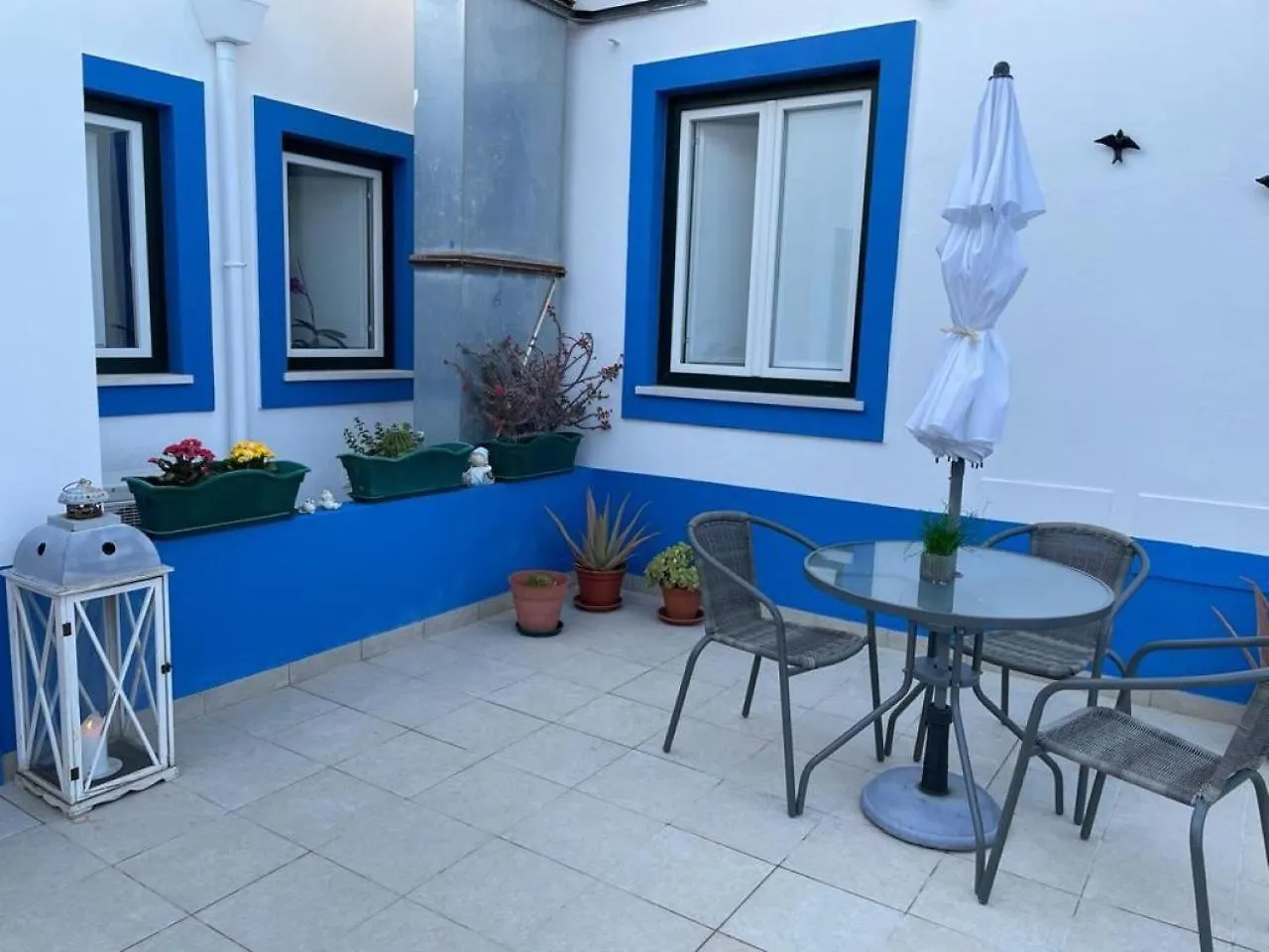 Blue Moon Guesthouse Лагуш Гостевой дом