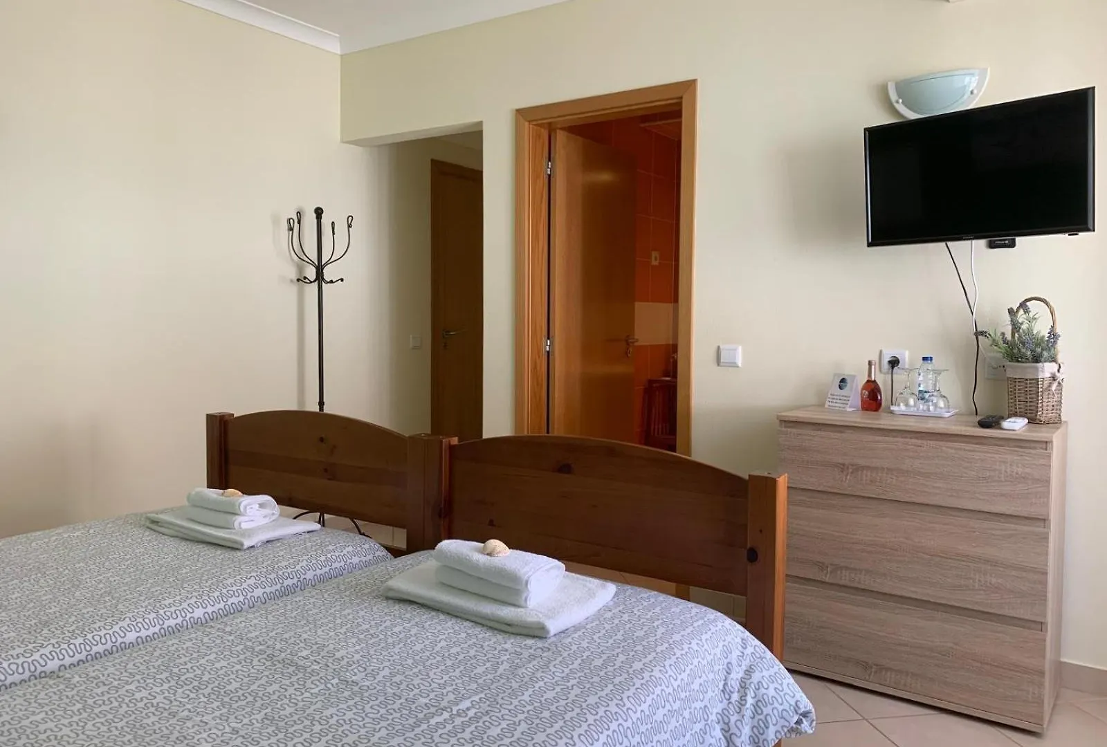Blue Moon Guesthouse Lagos Penzion